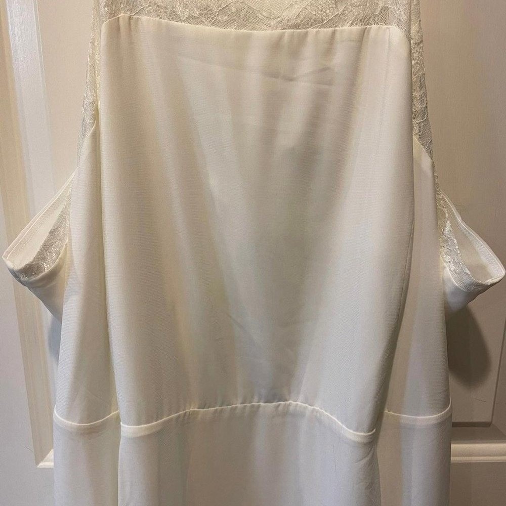 Torrid Ivory Lace Insert High‎ Neck Sleeveless Maxi Dress Size 24 NWT - Picture 4 of 7